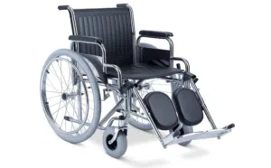 كرسي متحرك Wheel chair لكبار السن وذوي الاحتياجات الخاصة متوفر خدمة التوصيل لجميع المحافظات