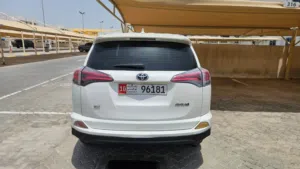 سياره للبيع