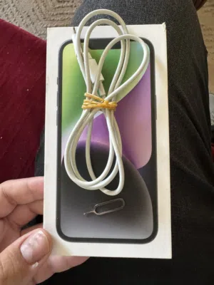 iPhone 14 شبه جديد