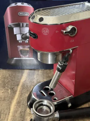 ماكنه قهوه دولتشي بسعر مميز