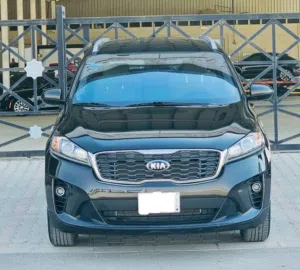 Used Kia Sorento in Al Riyadh