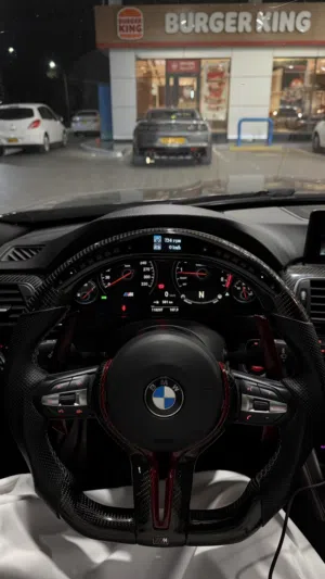 سكان كاربون فايبر BMW M
