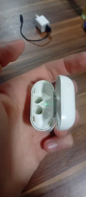 علب سماعات ايفون تنتين