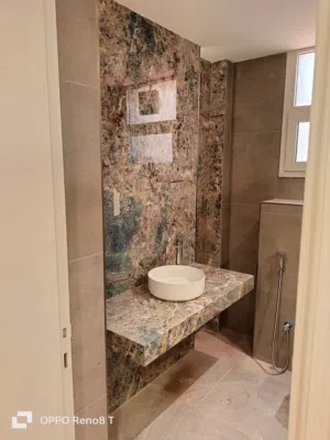 شركة صيانه وتشطيبات داخليه نقوم بتركيب جميع انواع السيراميك والبورسلين والانترلوك وجميع اعمال الصبغ