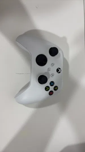 Xbox controller for sale white coloured
