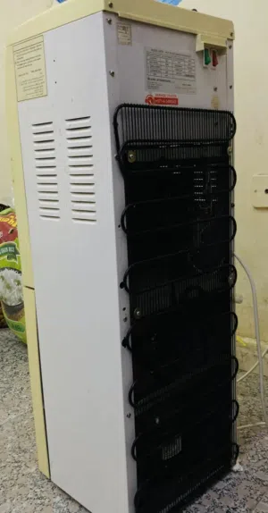 Water dispenser good