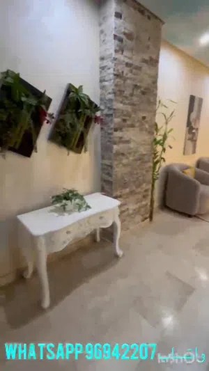 من الأحد للإربعاء 260 من الخميس إلى السبت 320