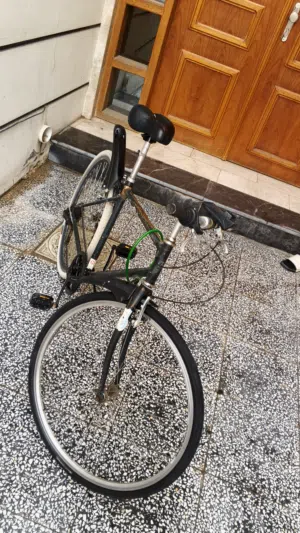 بايسكل c700 للبيع حجم 27