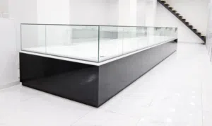 كاونترات عرض للبيع الفوري