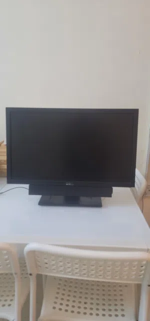 Dell Monitor 22 inch with Speaker