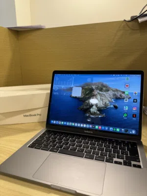 MacBook Pro M2 2022 – 96% Battery – Excellent Condition