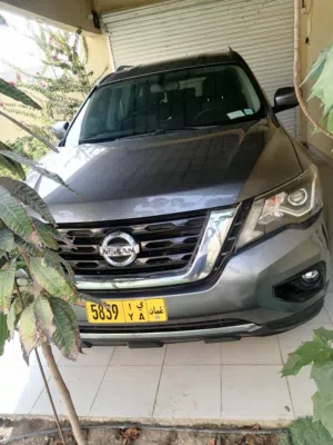 Used Nissan Pathfinder in Al Batinah