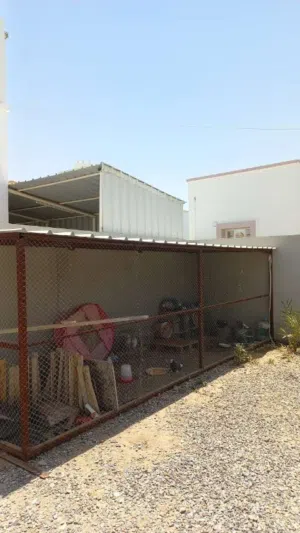 قفص كبير جداً شوف الوصف