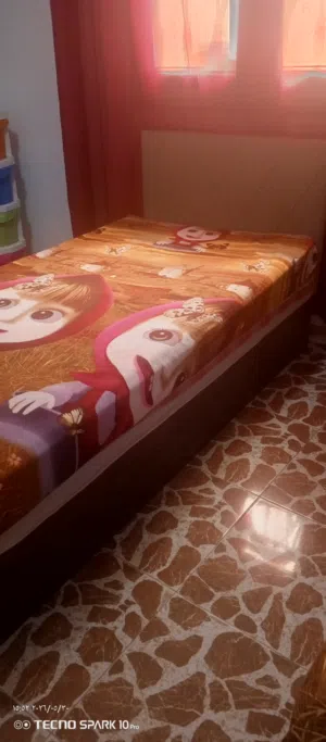 2/اسره بفرشات وسده امتاعهم للبيع