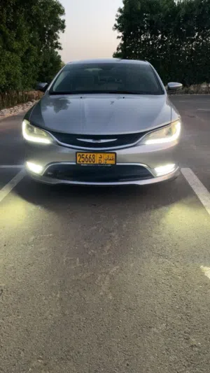 Used Chrysler 200 in Al Dakhiliya