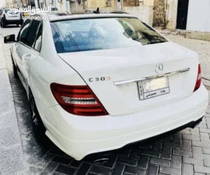 مرسيدس C300 للبيع