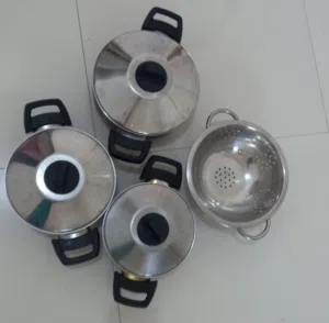 Cooking Pots with free Stainless Steel Colander