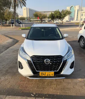 NISSAN KICKS 2022