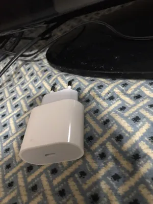Chargers & Cables . Used0