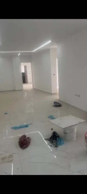 موجد 3شقق جديده  مساحه 175متر كل شقه السعر 130الف دولار جديد دفعه وتقسيط بتونيا  بتونيا