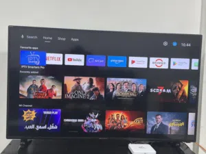 شاشة اليكتا 55 inch للبيع ب 800 درهم فقط و معها شاشة 32 inch هدية
