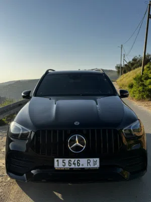 Marcedes gle 300d 4 matic sport black edition 2020 twin turbo