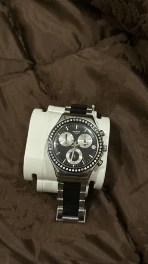 Analog Quartz Swatch watches  for sale in Muharraq