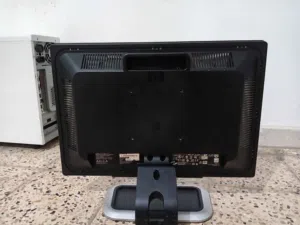 19.5" HP monitors for sale in Tripoli