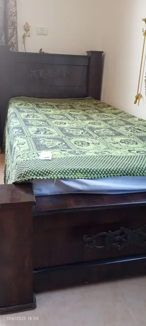 Bedrooms - Beds . Used0