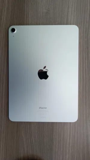 apple-ipad-air-5th-generation-2022-in-perfect-condition