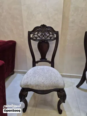 طاولة طعم استعمالها قليل جدا وجودتها رائعة