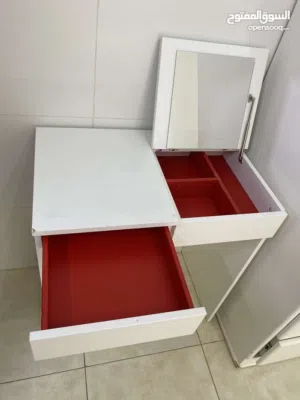 مكتب اكسسوارات للبنات