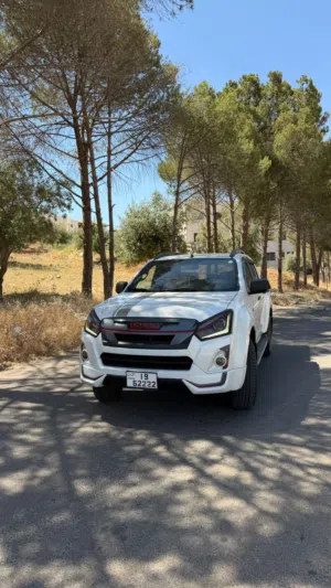 Used Isuzu D-Max in Amman