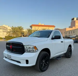 الي يدور النظيييف وانيت دودج رام 2019 بدون دبل ماشي 120 الف فحص ماكينة قير شاسي مثبت سرعة بيمة سنة