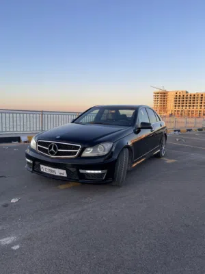 مرسيدس بنز C300 2014 دفع خلفي اخر اصدار في موديلها فل الفل