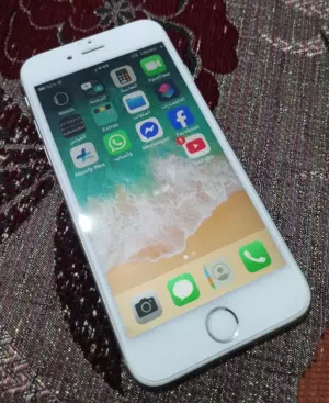 Apple iPhone 6S 16 GB in Tripoli