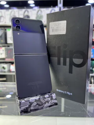 SAMSUNG Z Flip4 (512GB) متوفر جديد  كلين داخل ليما موبايل بسعر مميز نو اكتف