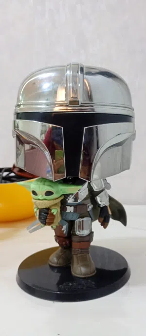 Star wars mandlourian figure