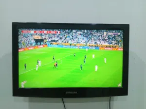 شاشه 24 60 فريم شغاله او ماه بيه شي