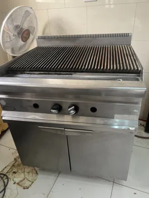 عده مطعم للبيع