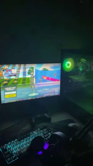 بي سي للبيع