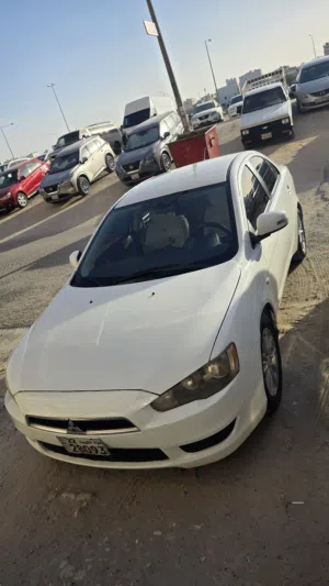 سيارة ميتسوبيشي لانسر شارك 2015 / 1600CC  للبيع