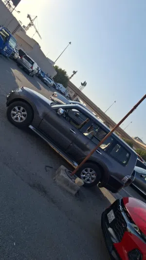 سياره جيب باجيرو استعمال نظيف