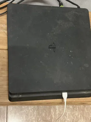 لدي PS4 السليم ون تيره للبدل مع PS5
