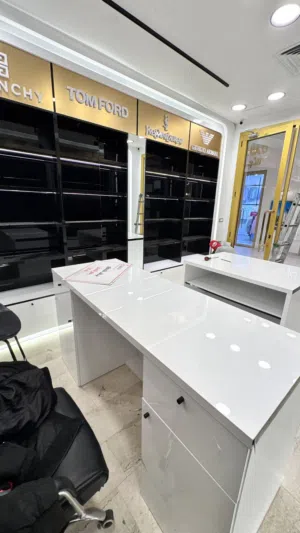 ديكور عطور للبيع يصلح حتى للحقائب والساعات والأحذية للبيع لي اعلى سعر