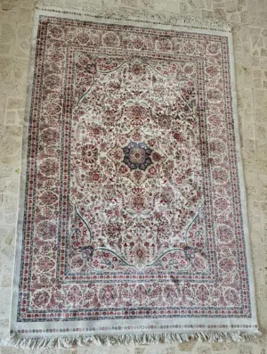 سجاد بحاله ممتازه للبيع