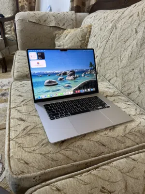 Apple MacBook Air 15.4/24 Memory/1TB/Btry 100%