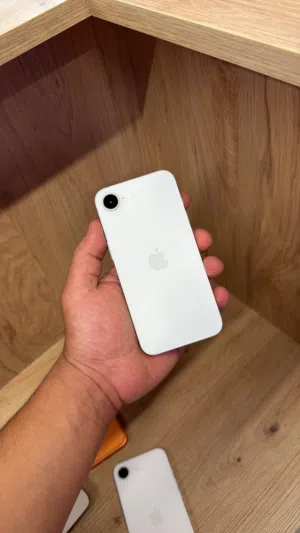 iPhone 16e 128 E-Sim