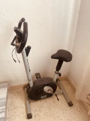 جهاز رياضة بسكليت نظيف  للبيع