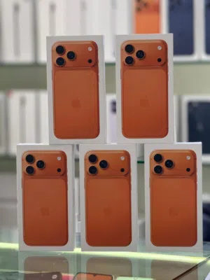 ايفون 17 برو ، ذاكرة 512GB نسخة الشرق الاوسط عرض لكمية محدودة  اللون البرتقالي جديد ضمان سنة
